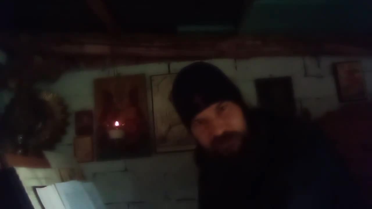 ΕΙΣ ΤΑΣ ΦΥΛΑΚΑΣ ΕΙΣΕΡΧΟΜΕΝΟΣ