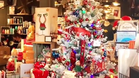 A magical Christmas tree!