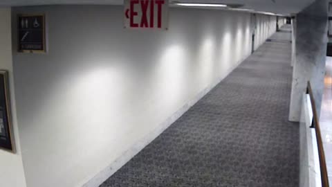 1469HSOB02SH211Hallway_2021-01-06_00h40min01s010ms.mp4