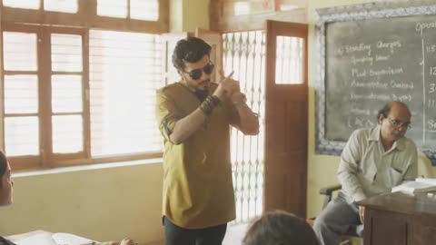 Munna bhaiya classroom fight scene