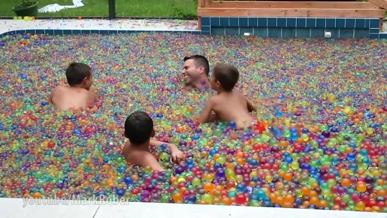 35.World's Largest Jello Pool- Can you swim in Jello-