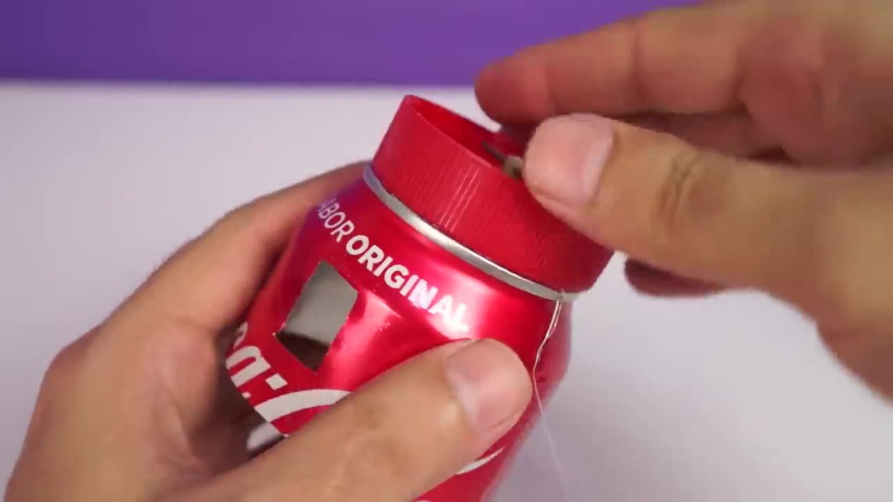 AMAZING MINI USB BLENDER WITH ALUMINUM CANS AND DC MOTOR