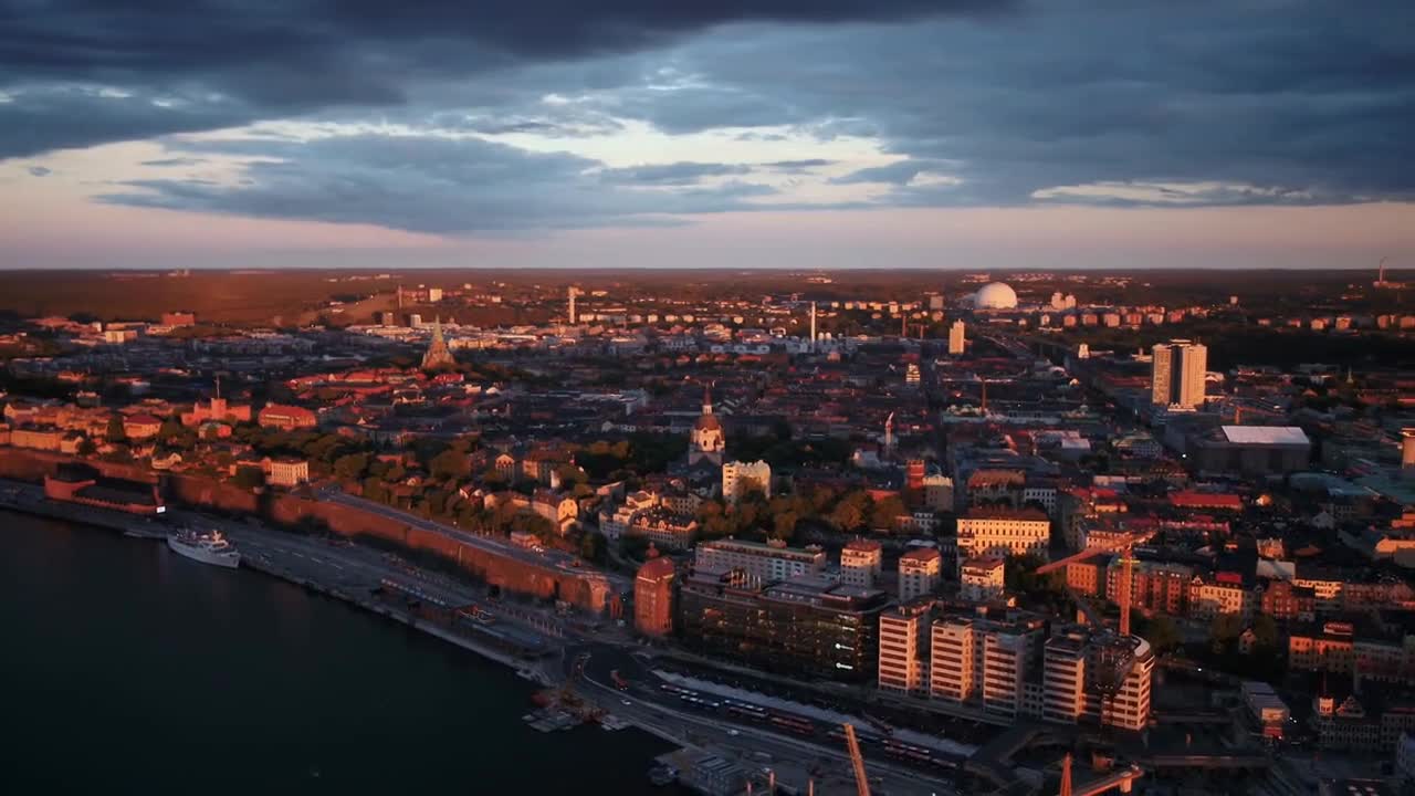 Use drones to capture beautiful cityscapes over the city.