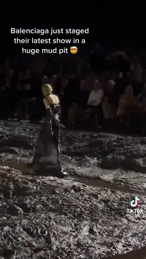 Η ΝΕΑ ΜΟΔΑ-ΖΟΜΠΙ ΣΤΗΝ ΛΑΣΠΗ