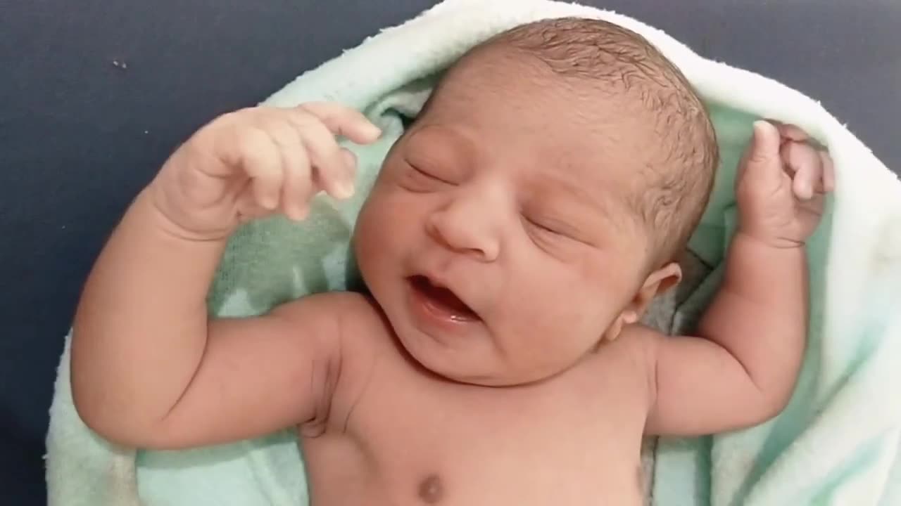 newborn babyimmediately after birthnewbornutbabygirl _sareanbirth