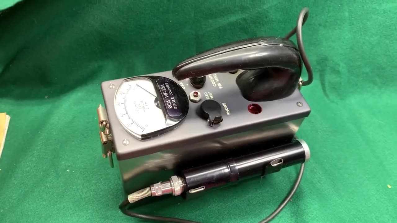 RCA Type WF-12A Geiger Counter