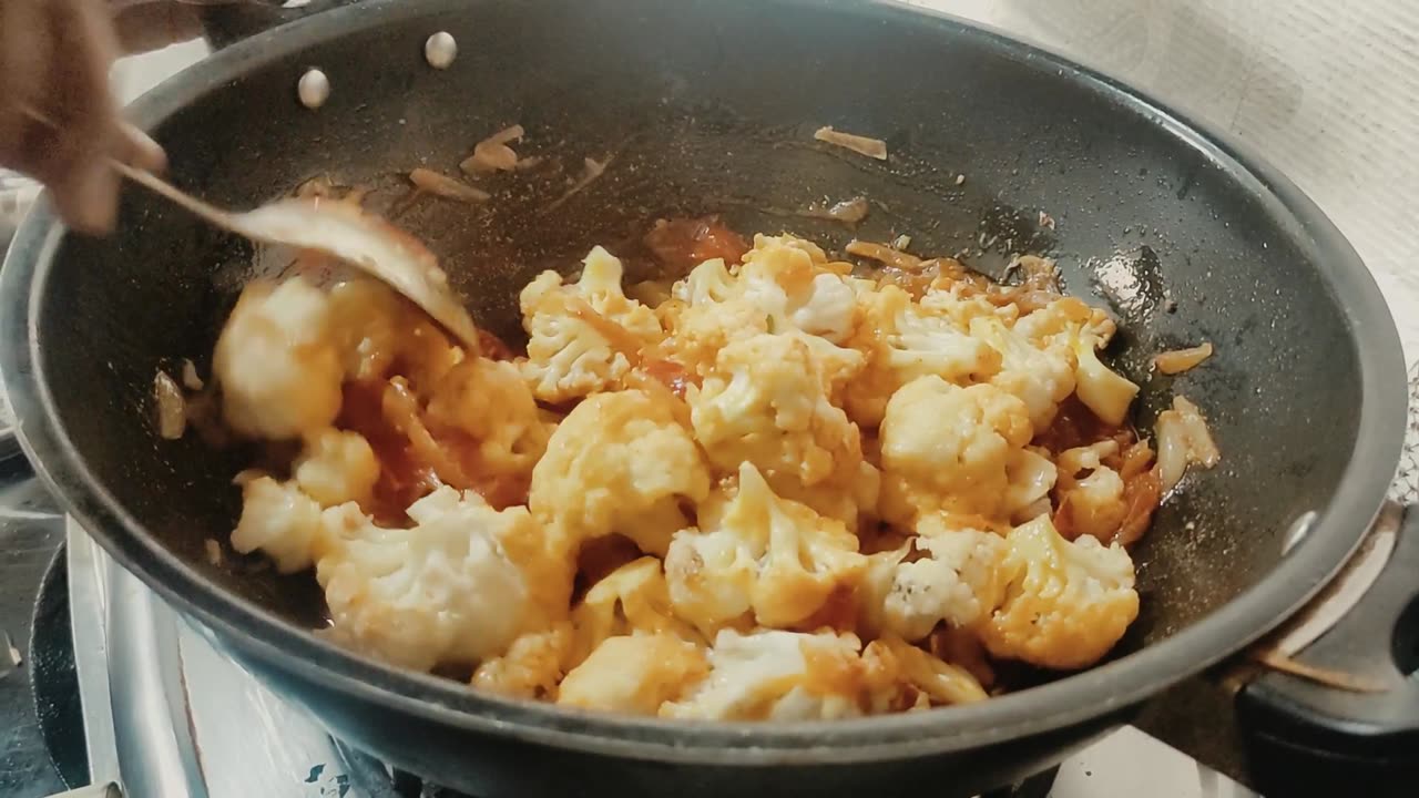 MASALA PHOOL GOBI (CAULIFLOWER)