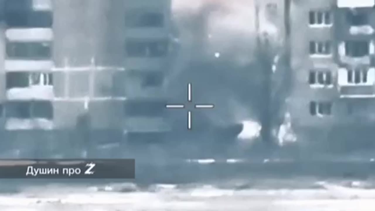 Russian scouts - Kaskad - found a BMP hiding among residential buildings