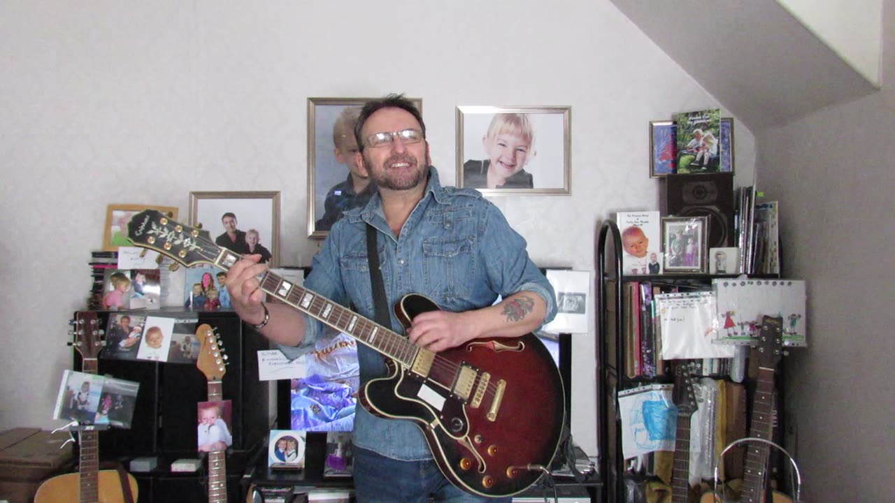 Paul Murphy - 'Who Do You Think You Are?' [warm-up take]