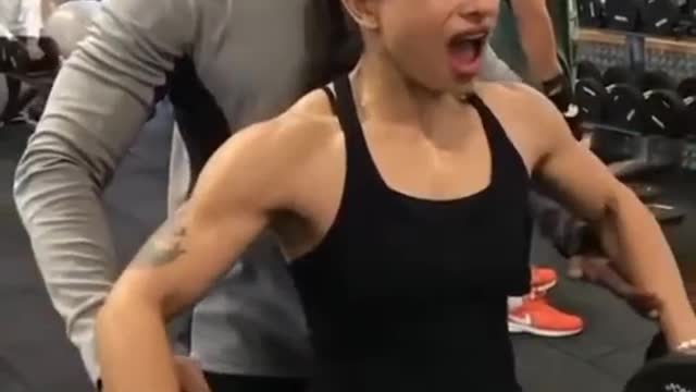 Look sexy exercise time No destep 😱😝😂