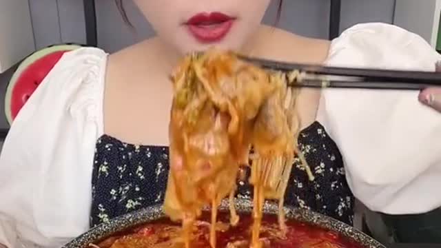 ASMR Mukbang Eating Show, ASMR Noodle Soup Eating Girls (8)