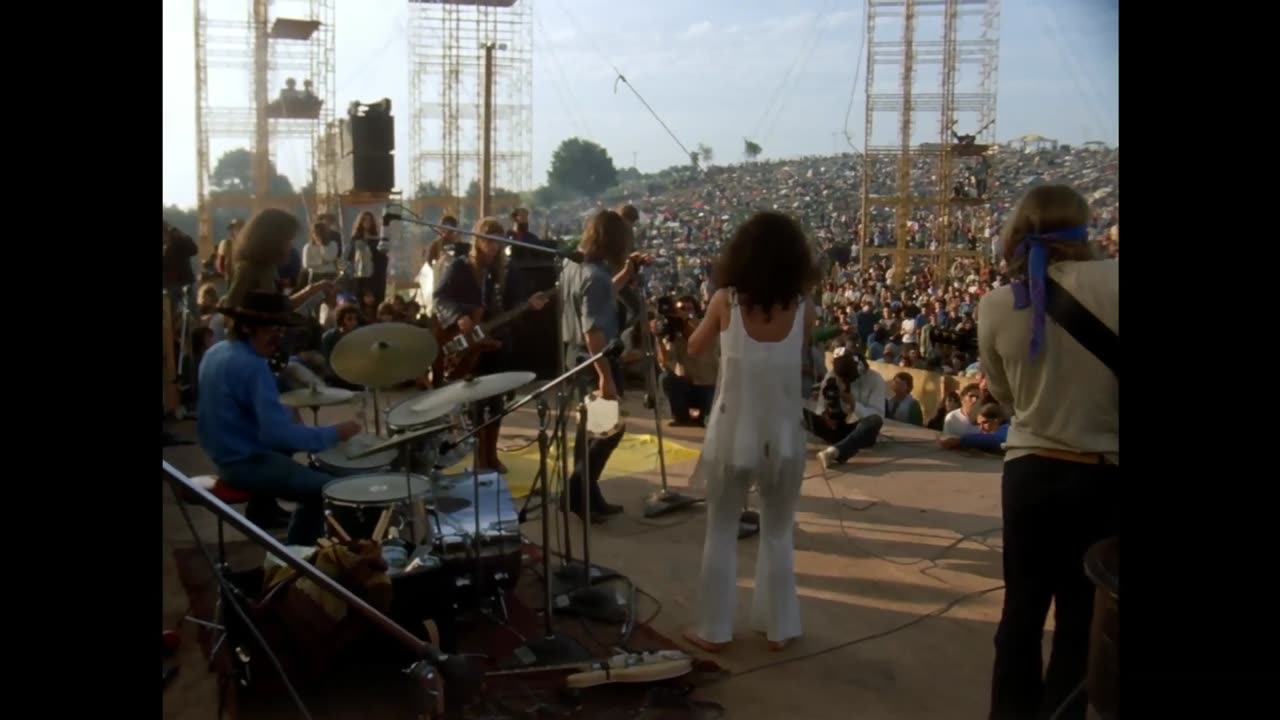 Earworm – Jefferson Airplane – Volunteers (live at Woodstock)