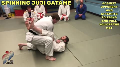 SPINNING JUJI GATAME AGAINST OPPONENT WHO STANDS