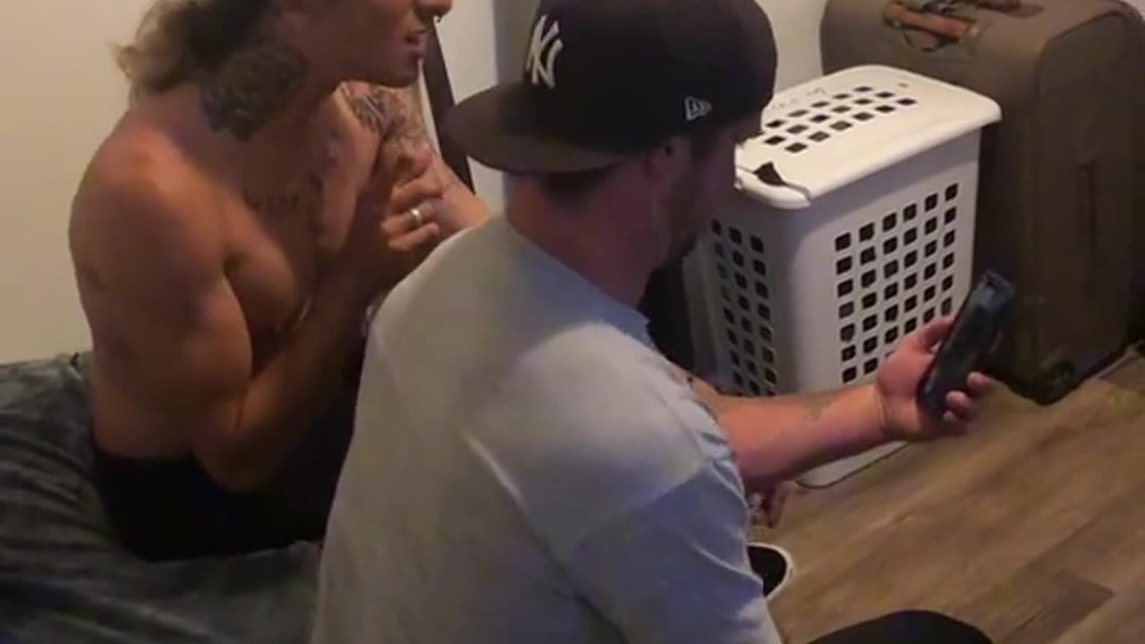 Darren has a new boyfriend and Justin is not happy