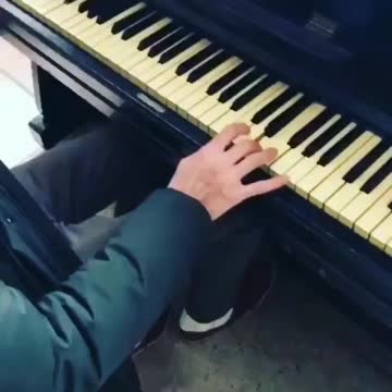 Relaxing Piano Music Facing The Snow