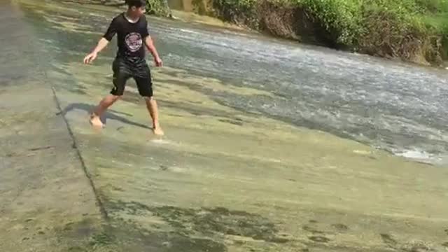 The Way I Skateboard on Water