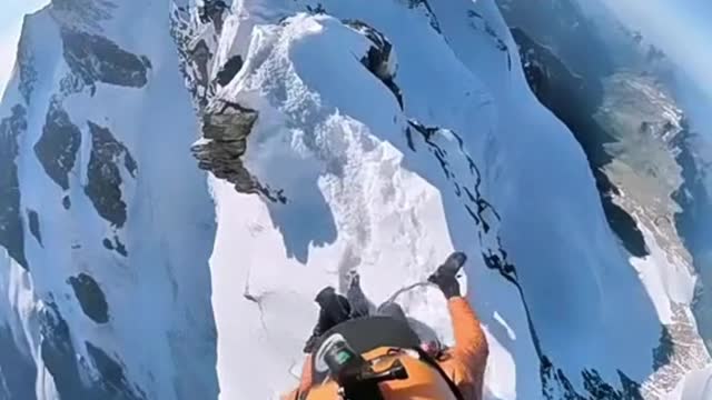 Oh, my God it's so exciting to watch in fear of falling