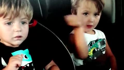 Kids Singing Tunes in Car