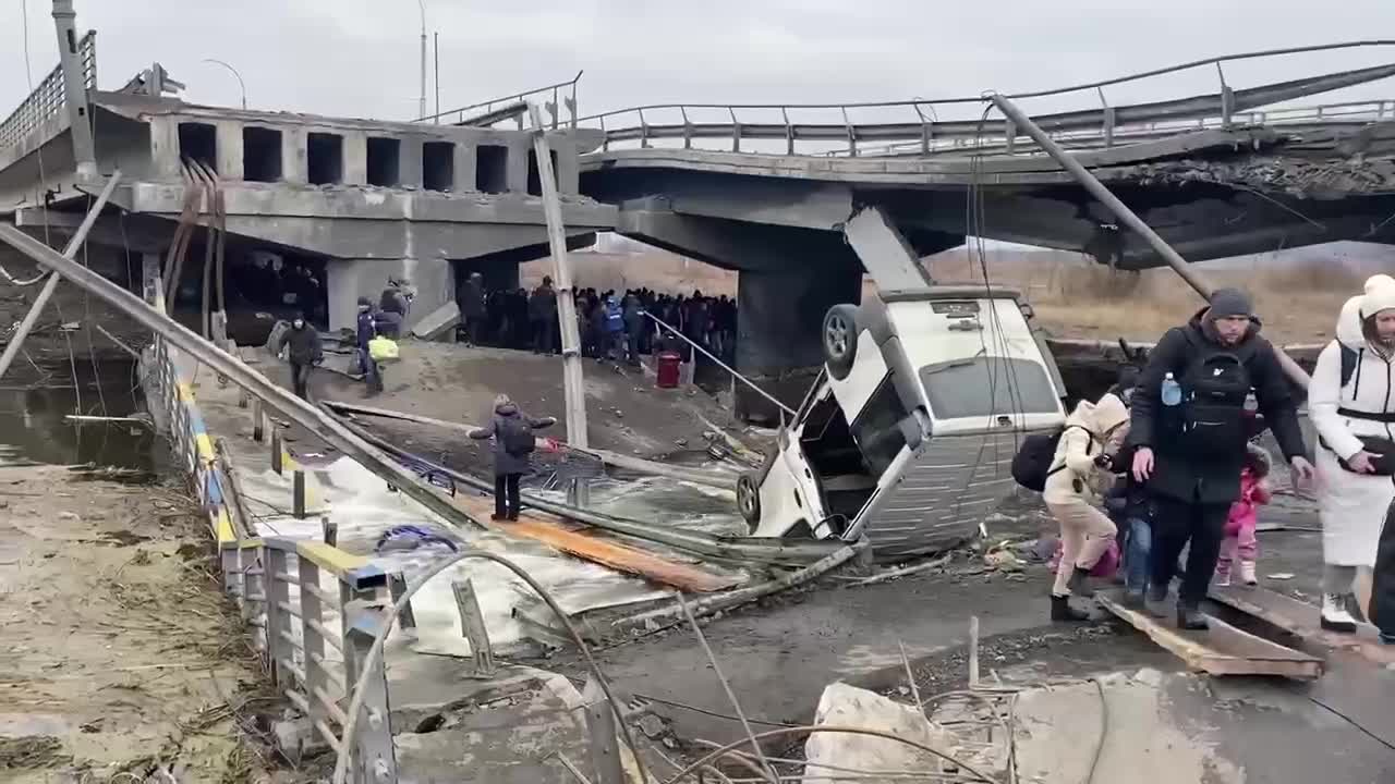 Evacuation from Irpen continues