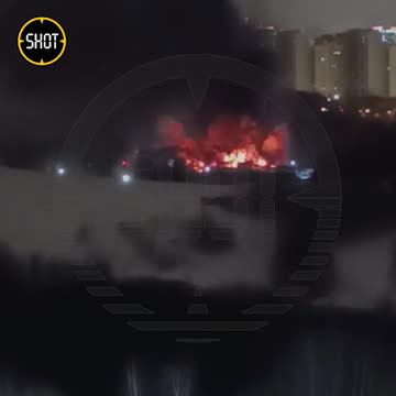 Massive Fuel Depot in Central Moscow is Burning
