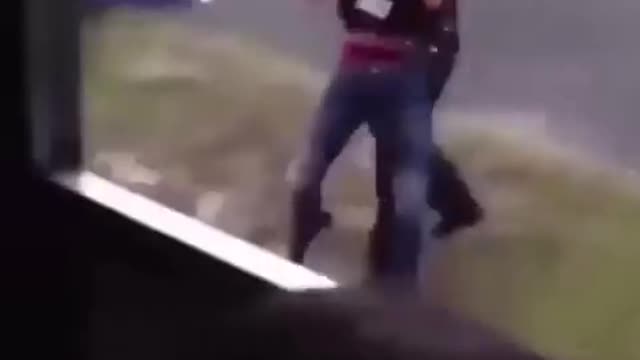 Cop tackles kid