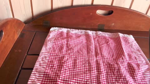 How to iron stains away from a wooden table - remove white stains