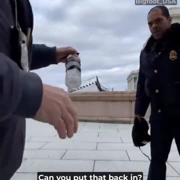 Federal Agent outing the lot of them.........