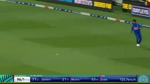 Virat kohli run out