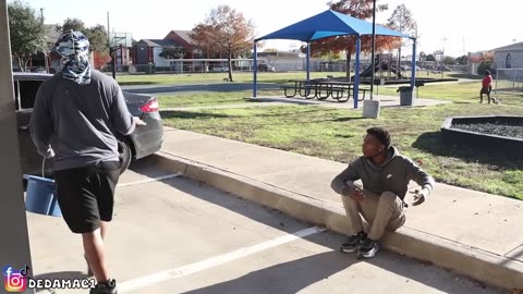 SPRAY PAINTING PEOPLES CARS PRANK GONE WRONG !