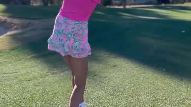 Pretty in Pink #golfbabe - Improve your swing - Check Description