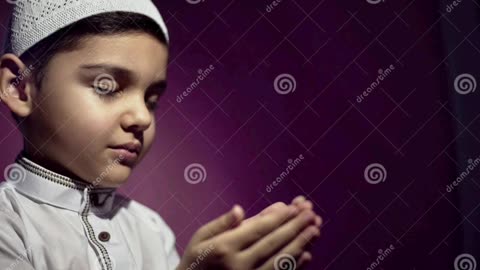 Recitation of Surat Fatiha by little boy