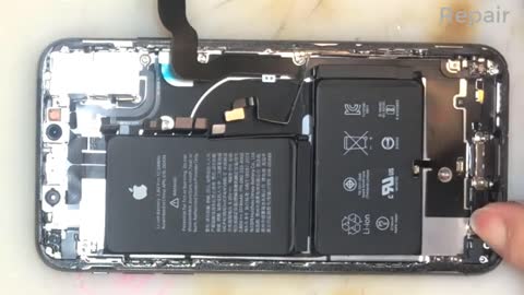 How to repair iPhone XS Max charging port - Bad earphone