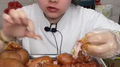 ASMR Mukbang Eating Show, Cute girls Vs Sea Food #Shorts (3)