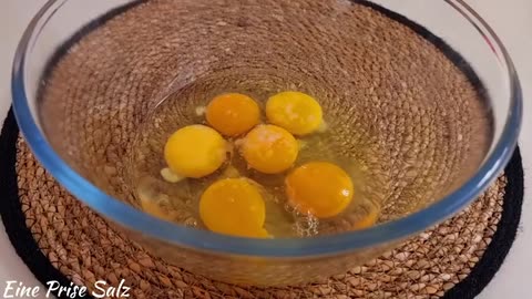 Better than pizza! Just grate 3 potatoes and add eggs Simple and delicious