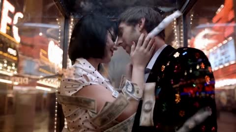 Katy Perry - Waking Up In Vegas (Official)