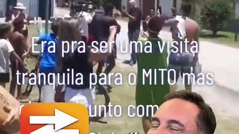 Jornalistas da Globo não podem mais sair nas ruas!_HD
