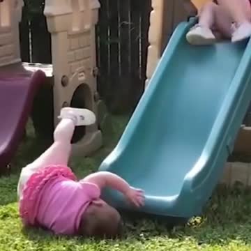 Funny and Cute Babies Playing and Fails