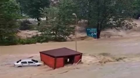 Une tempête insensée frappe l'Europe - Boris sème le chaos en Pologne