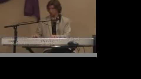 Piano Solo by Luke Yates at the Lighthouse Church Hardinsburg Kentucky July 2008