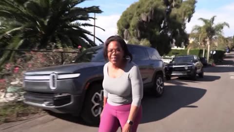 🚨 Oprah DENIES Kamala paid her $1M “Not true… I was paid nothing — ever.”
