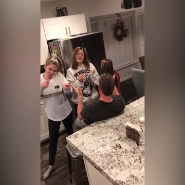 Teen Girls Dance To Mariah Carey Dance To Embarrassment Of Dad