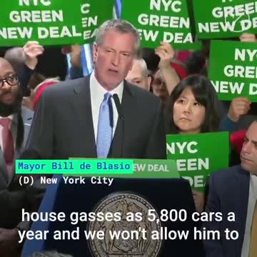 de Blasio heckled at Trump Tower