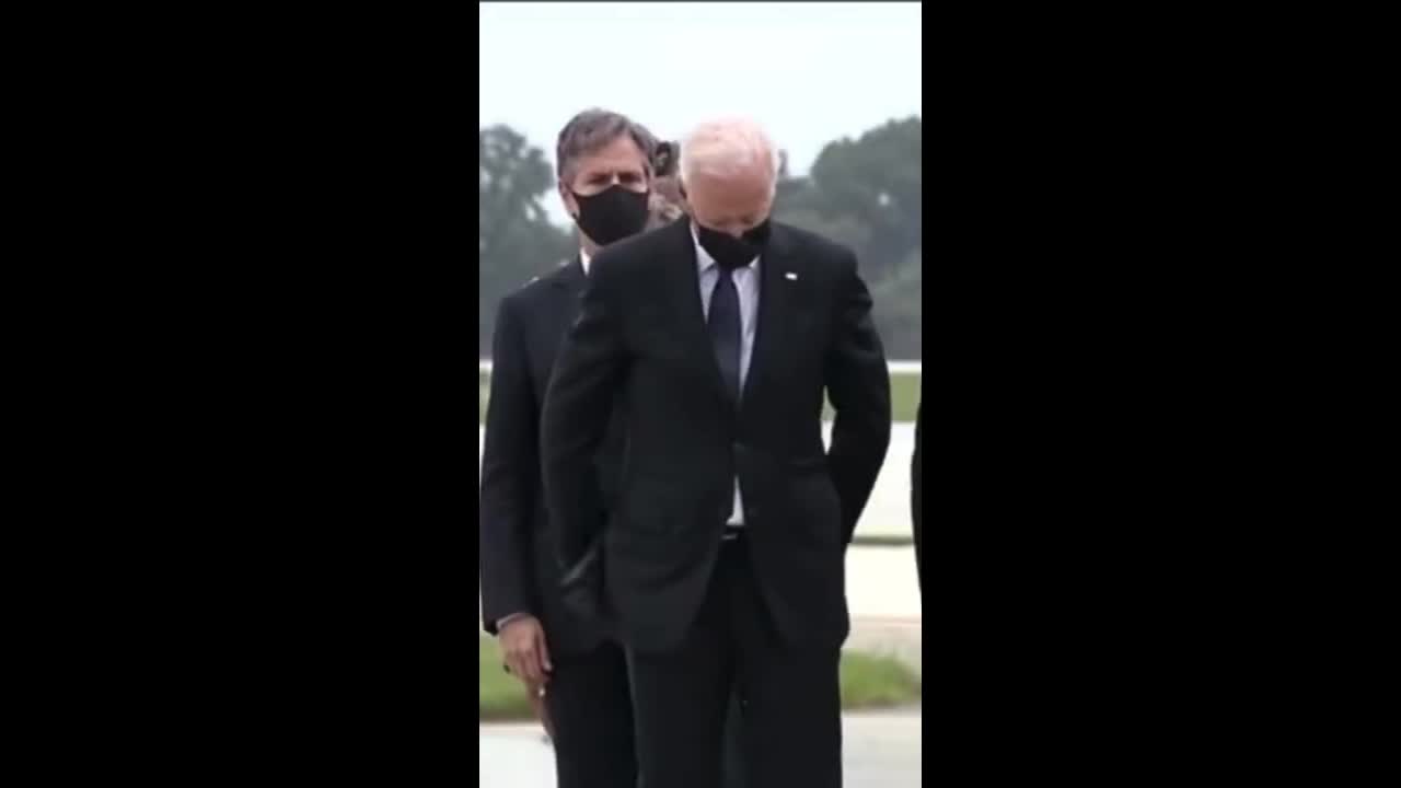 DISGRACEFUL!!! Joe Biden checks his watch during Fallen Hero Ceremony