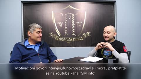 Nastavnica veronauke koja ima tetovaže i pušta demone ... (Miroljub Petrović)