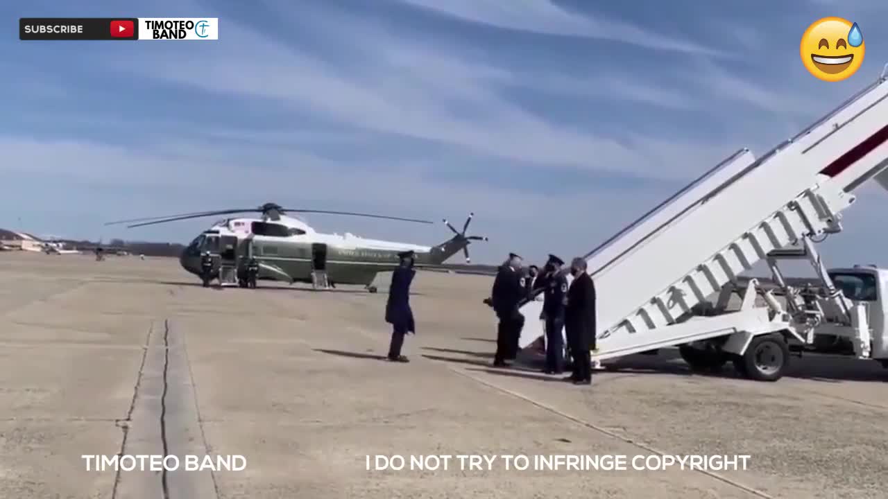 Exclusive of US President falling while boarding plane