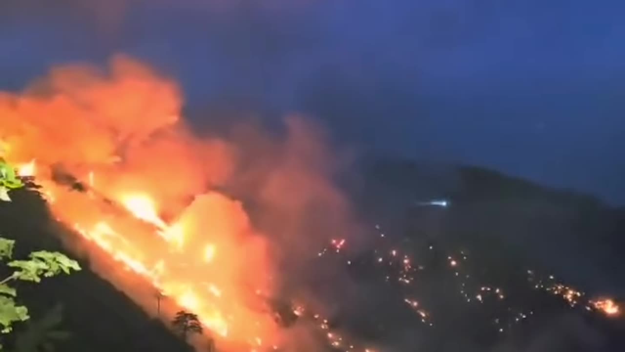 Zjarri ne Qafen e Llogarase