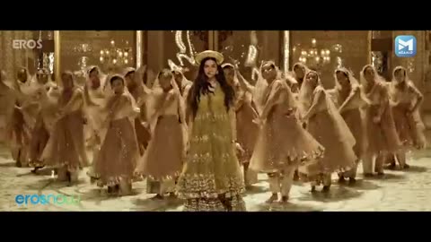 Deewani Mastani (Video Song) _ Bajirao Mastani _ Ranveer Singh, Deepika Padukone & Priyanka Chopra