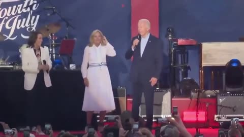 BIDEN: "Hô, hô, hô!"