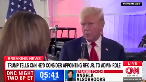 Robert F. Kennedy heeft laten doorschemeren dat hij mogelijk uit de race stapt om Trump te steunen