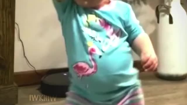 Cute baby dancing ☺
